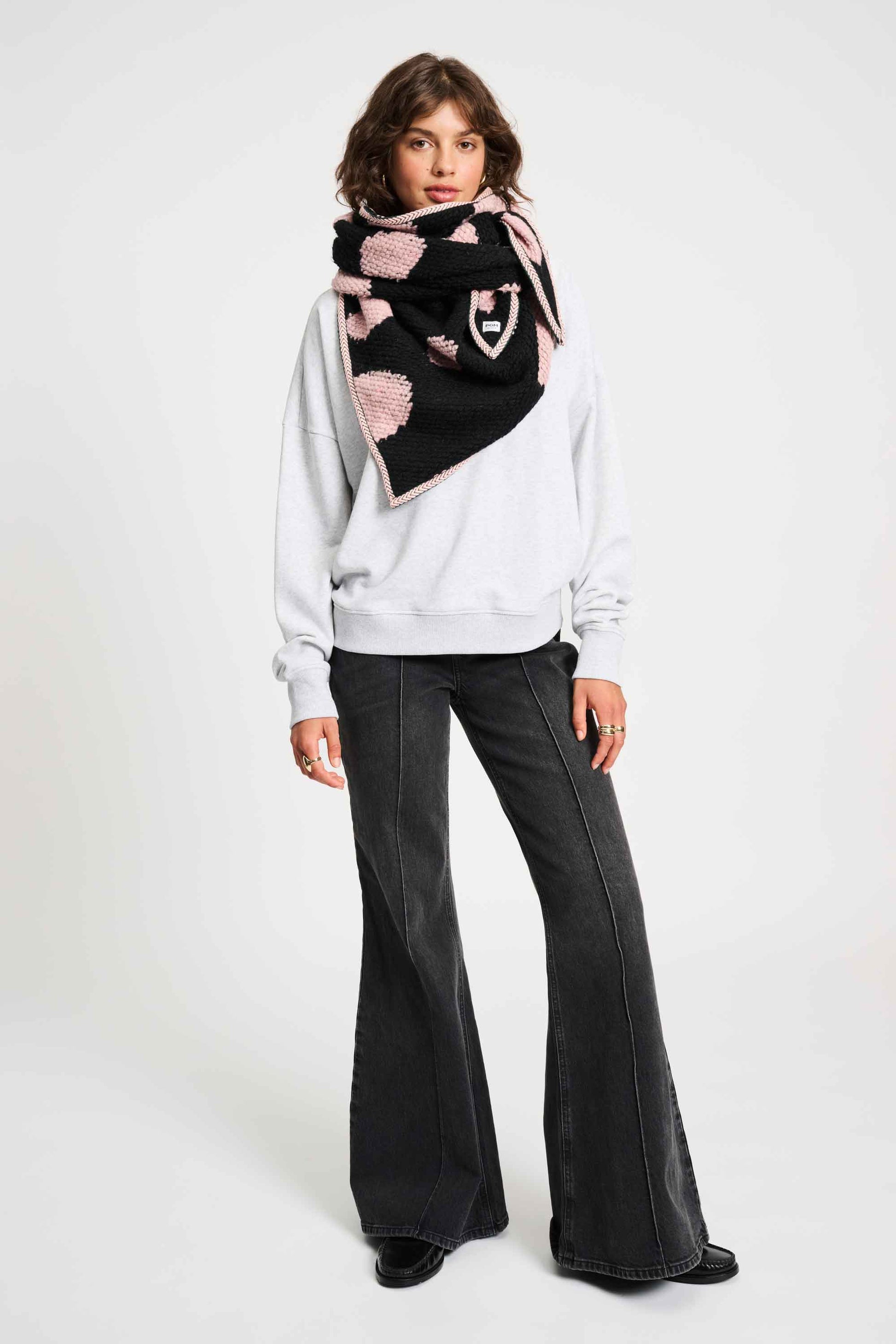 POM Amsterdam Shawls Black / OS SJAAL - Dots Noir