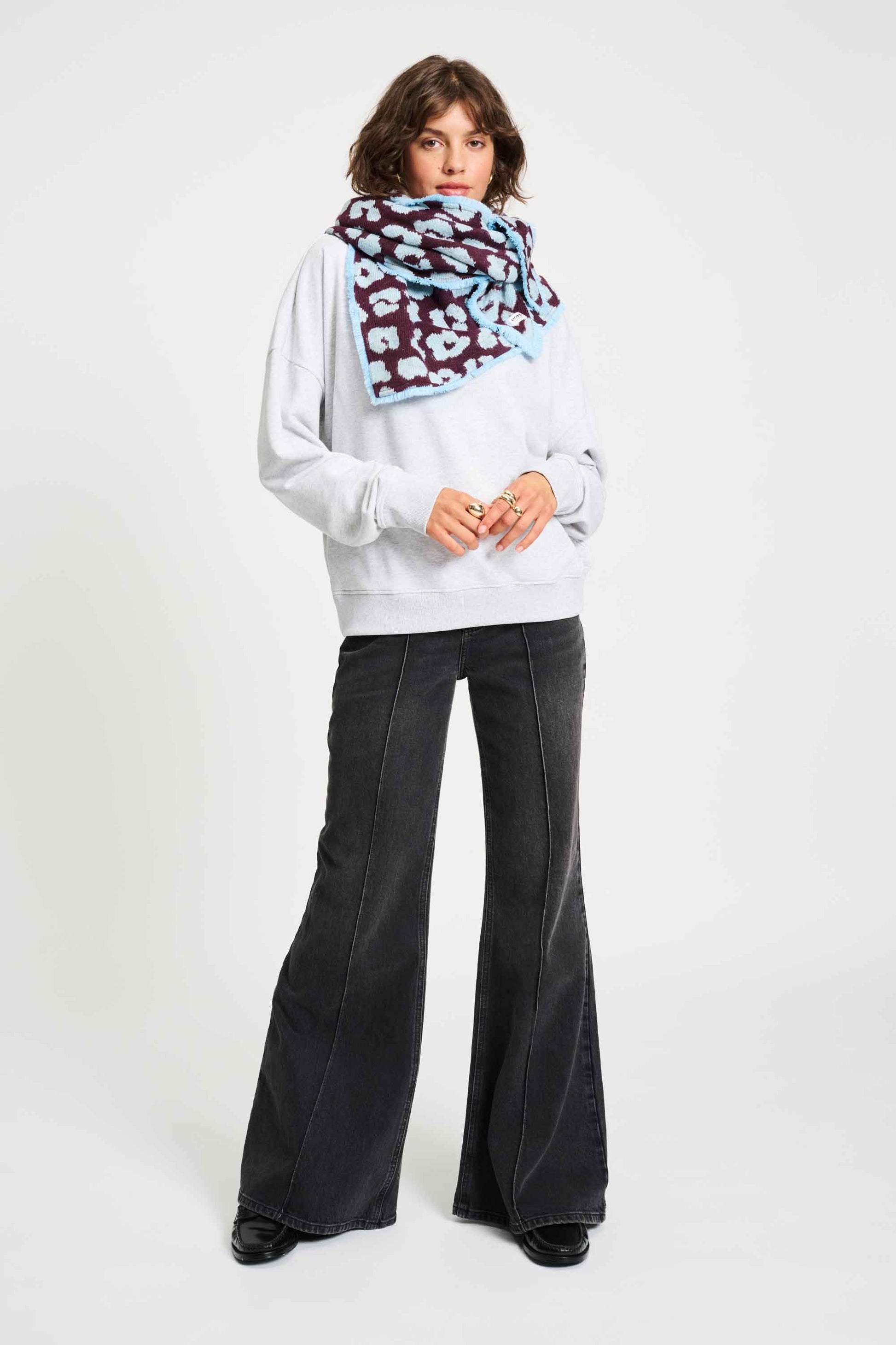 POM Amsterdam Shawls Purple / OS SJAAL - Leopard Plum