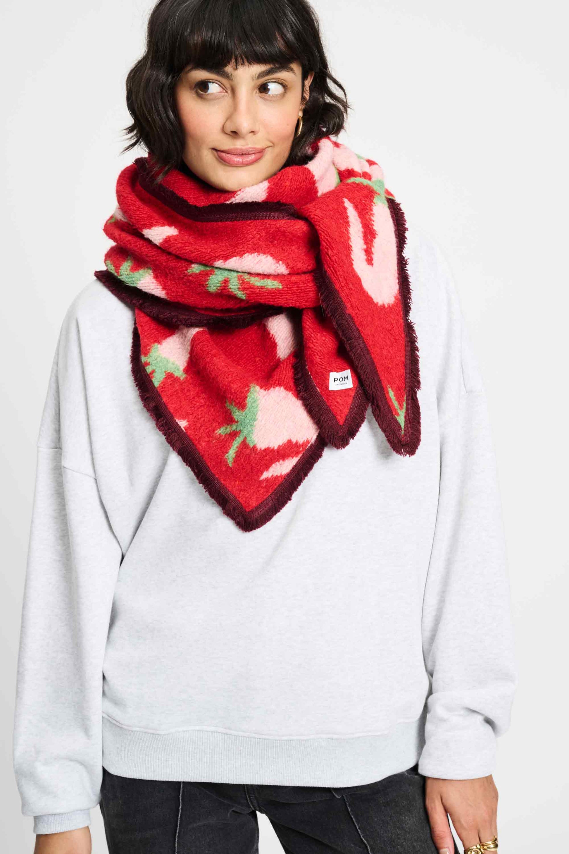 POM Amsterdam Shawls Red / OS SJAAL - Pepper Garden