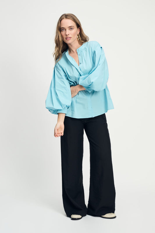 POM Amsterdam Blouses BLOUSE - Poplin Sky Blue