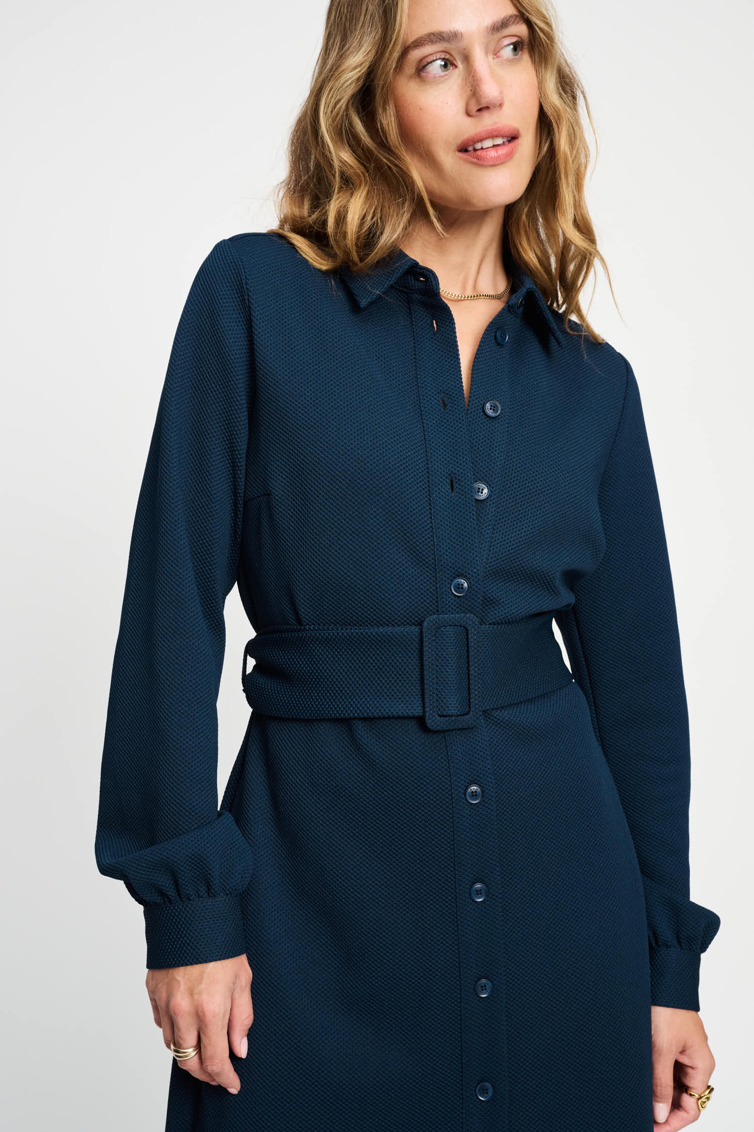 Blauwe jurk met knopen Nightfall Blue POM Amsterdam