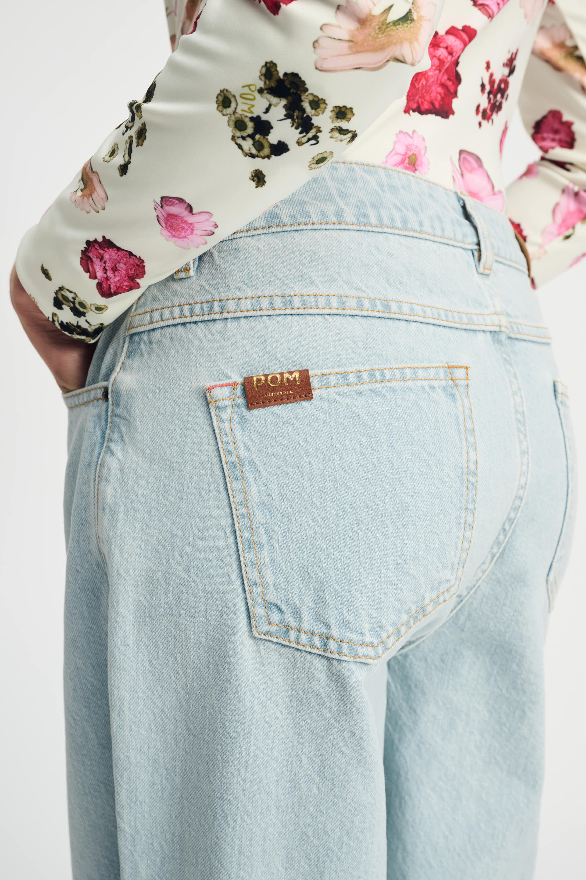 POM Amsterdam Jeans JEANS - Baggy Wide Leg Ultra Light Blue