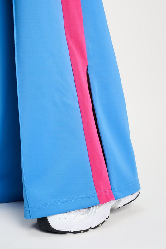 POM Amsterdam Pants TRACKPANTS - Striped Smashing Blue