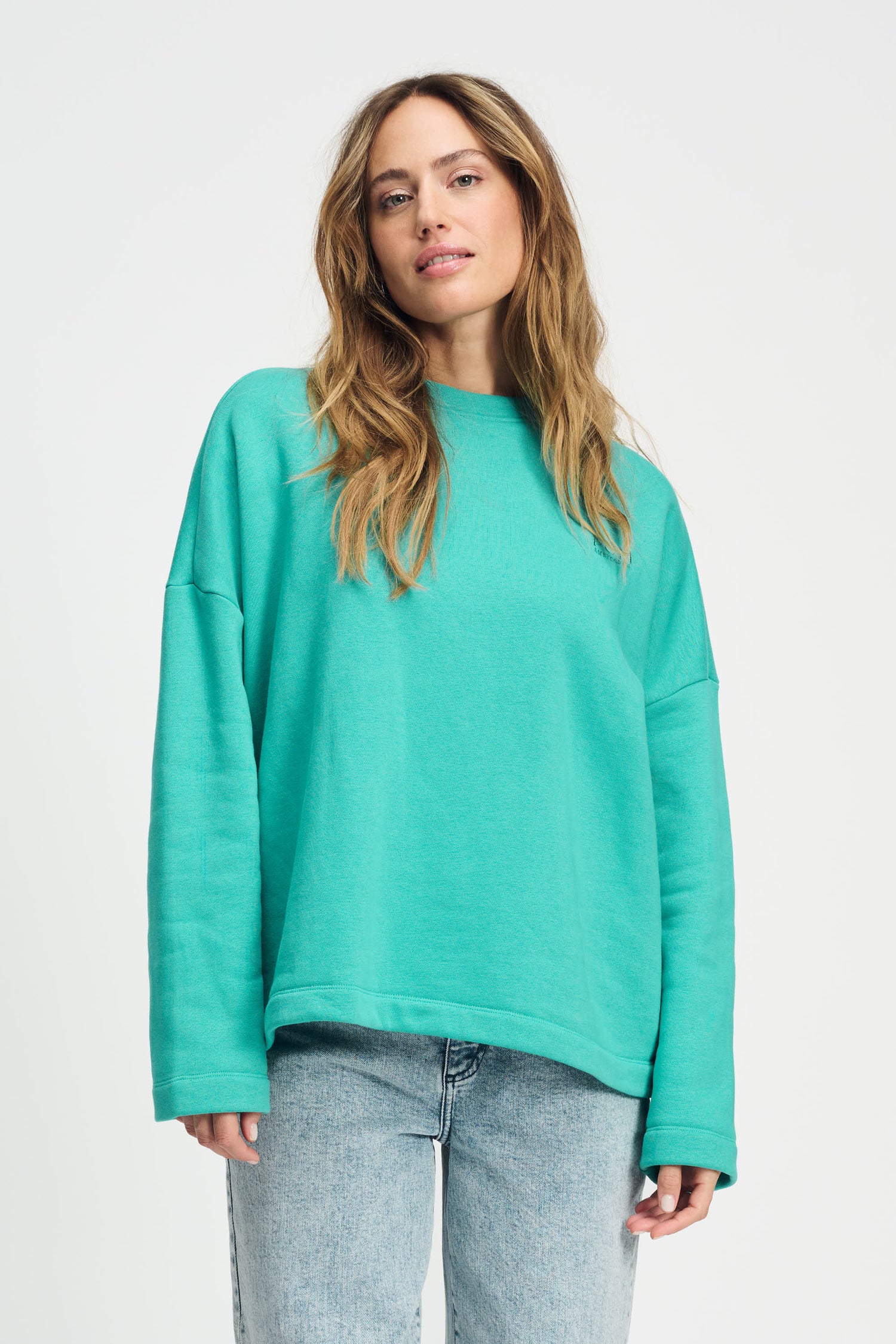 KNITWEAR