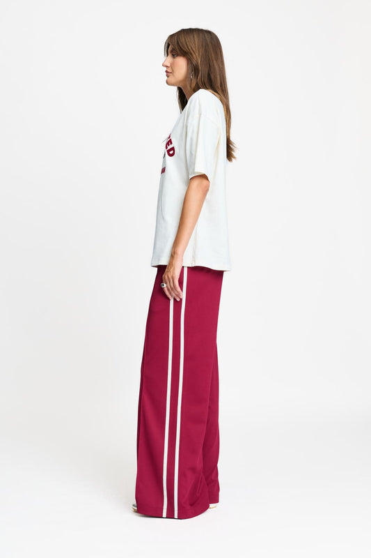 POM Amsterdam Tshirts T-SHIRT - Tess You're Invited