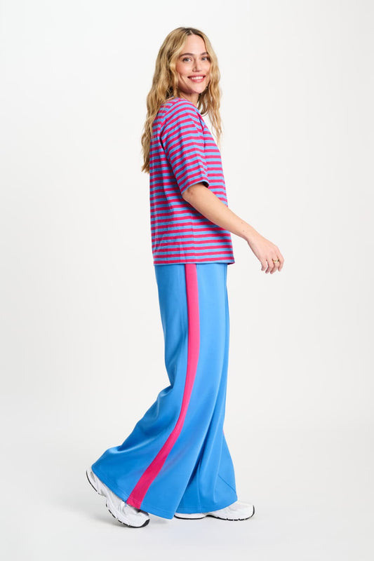 POM Amsterdam Tshirts TSHIRT - Striped Smashing Blue Bright Rose